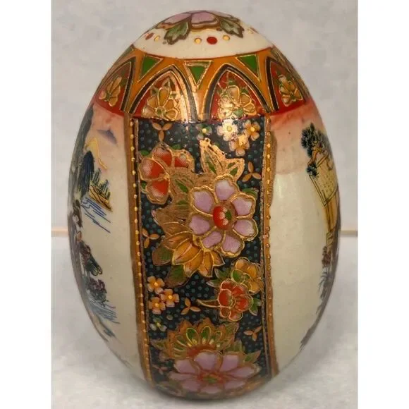 Royal Satsuma Egg Hand Painted Gold Trim Geisha Girls Japan - Picture 2 of 8